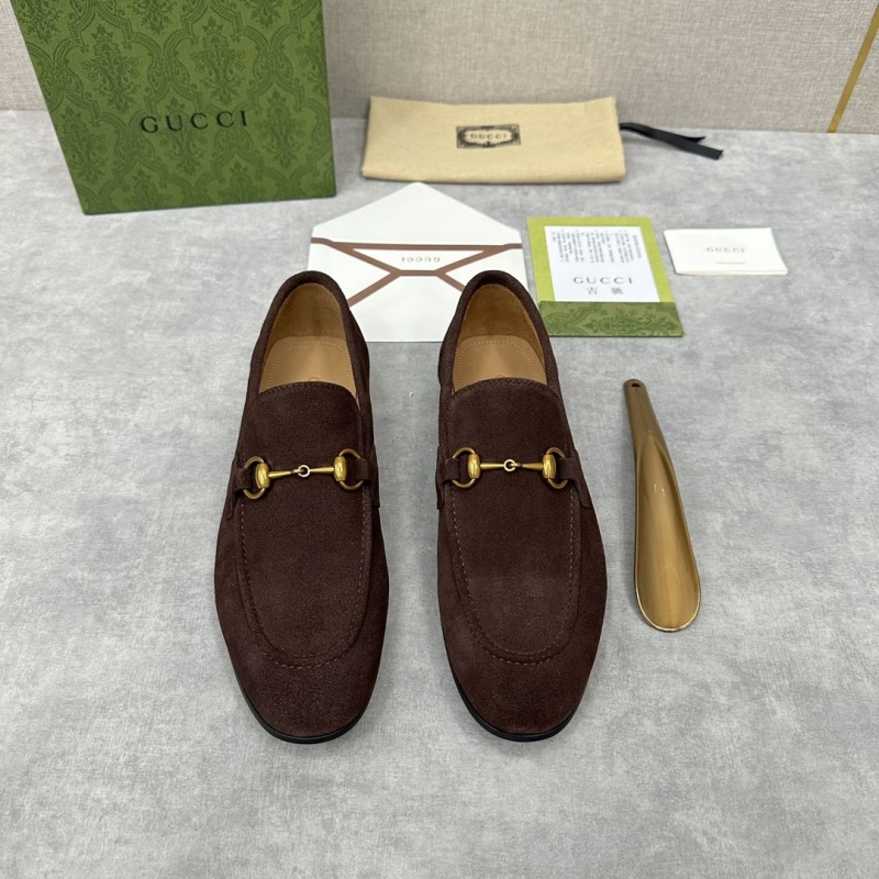 G*u*i leather shoes